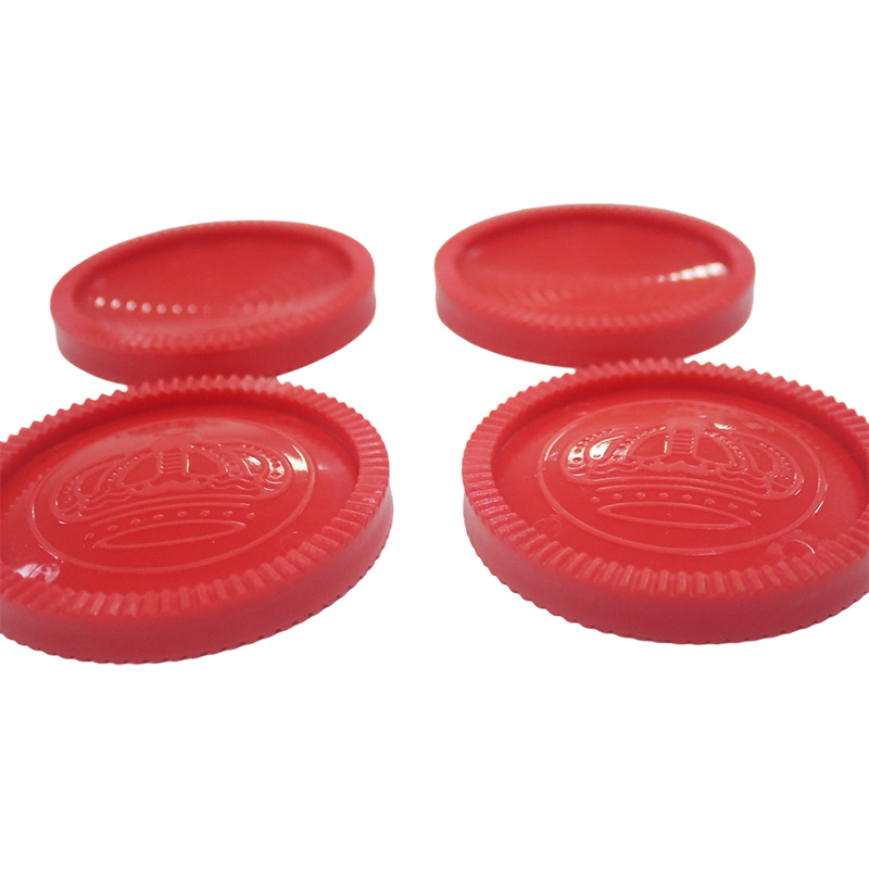 Bidak catur catur plastik merah dan hitam